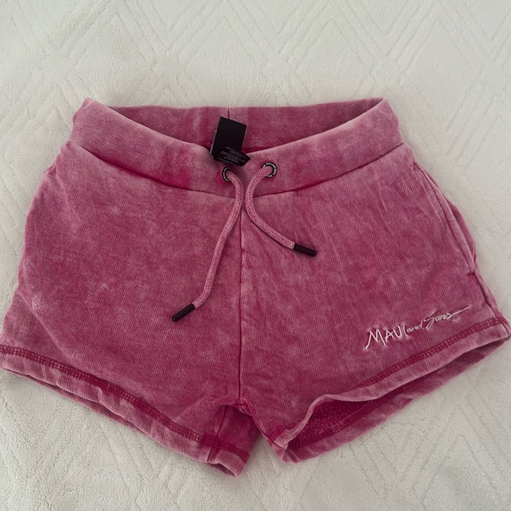 Girls Maui and Sons pink shorts
